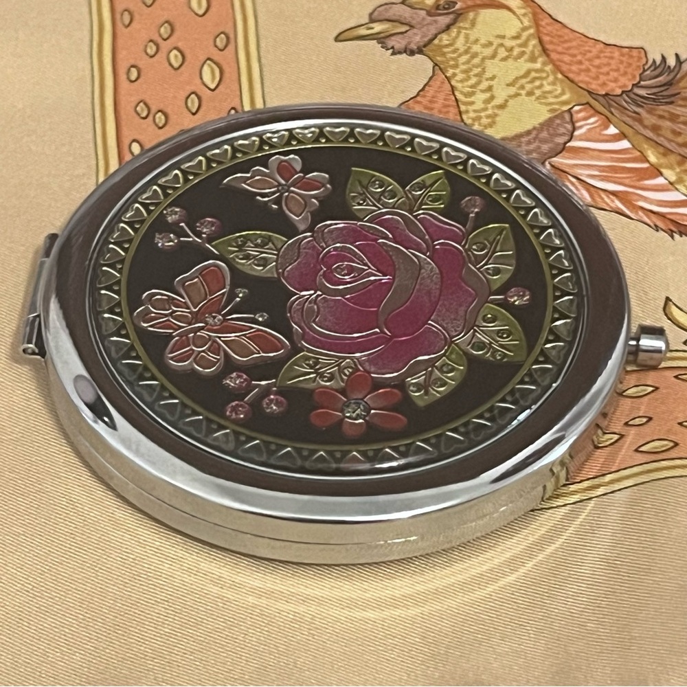 Foldable Compact Makeup Mirror NWT - image 2